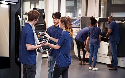 Ausbildung zum Verfahrensmechaniker in Kunststoff- und Kautschuktechnik